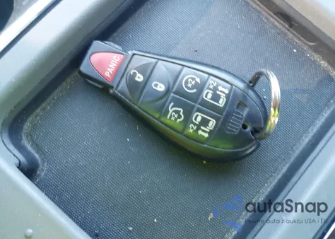 2008 Chrysler Town & Country Touring из США, поврежденный, VIN 2A8HR54P38R836196